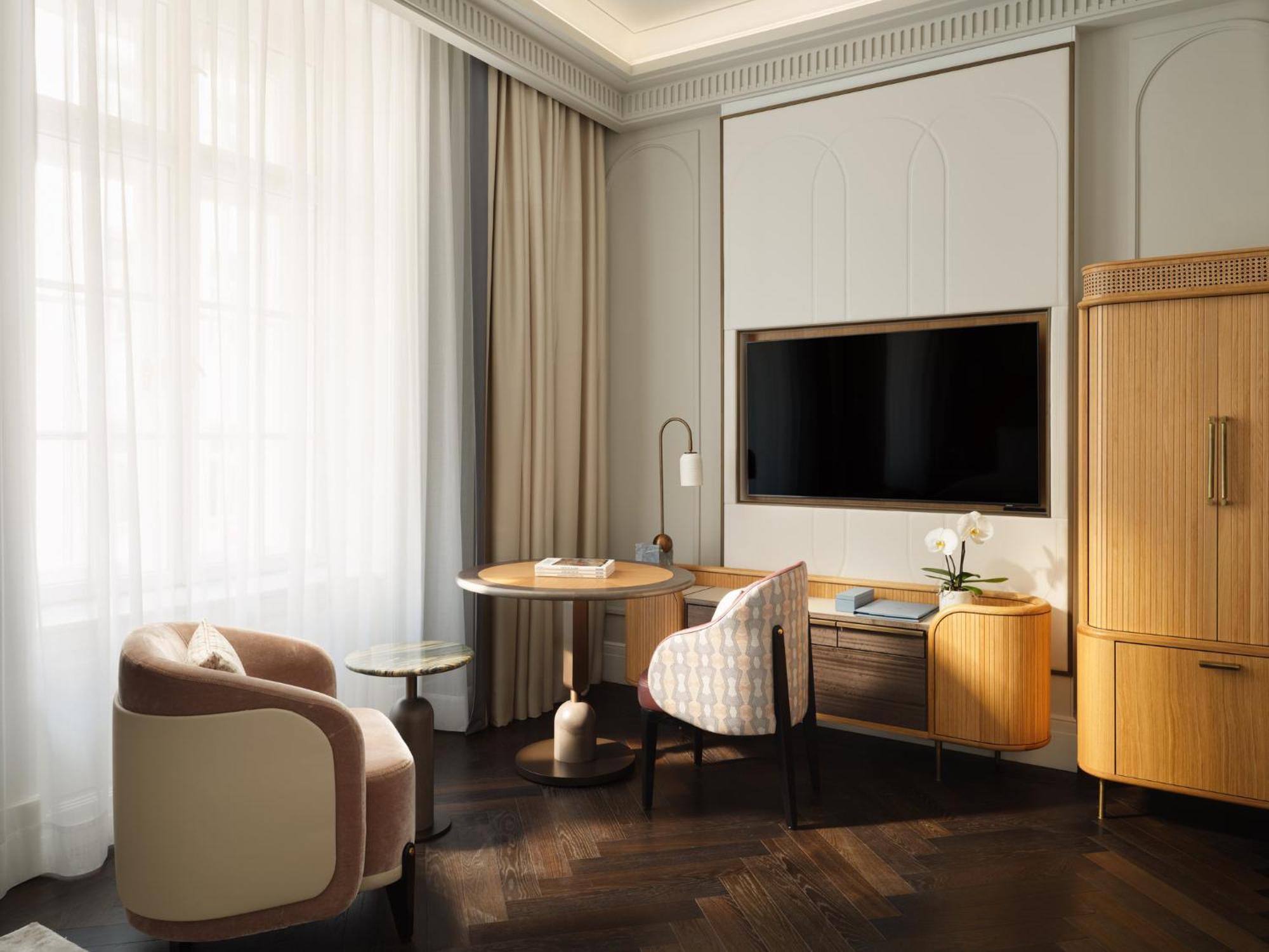 Premier Deluxe Room